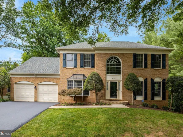 47165 Timberland Pl, Sterling, VA 20165