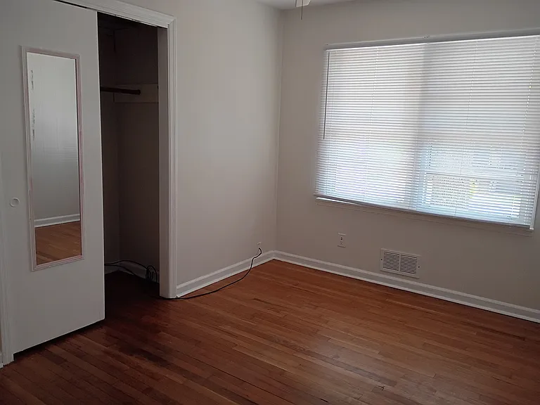2480 Woodland Dr NW — Photo 10