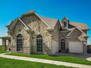 13044 Franklin Ln, Forney, TX 75126