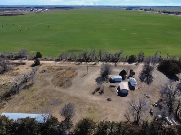 1070 J Rd, Larned, KS 67550