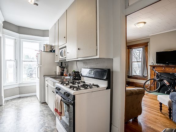 5th image of 426 King Ave #202