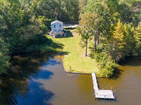 1628 Bayview Dr, Manning, SC 29102