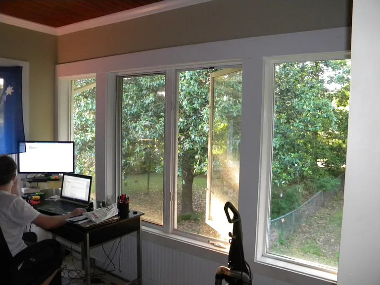 1340 Normandy Dr NE — Photo 3