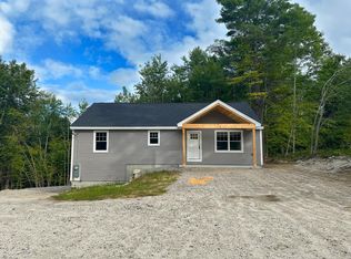 9 Jordan Ln, Bridgton, ME 04009