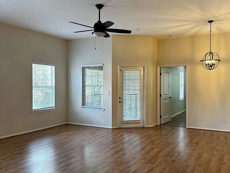 409 Summit Ridge Pl #305 — Photo 7