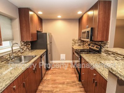 16101 Bothell Everett Hwy UNIT E202, Mill Creek, WA, 98012