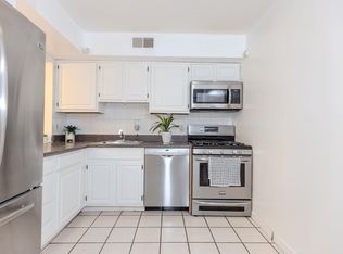 200 Park Rd, Bayonne, NJ 07002