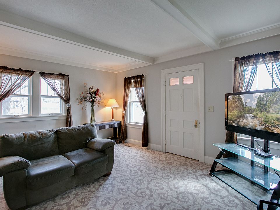 1st image of 600 Ashland St
