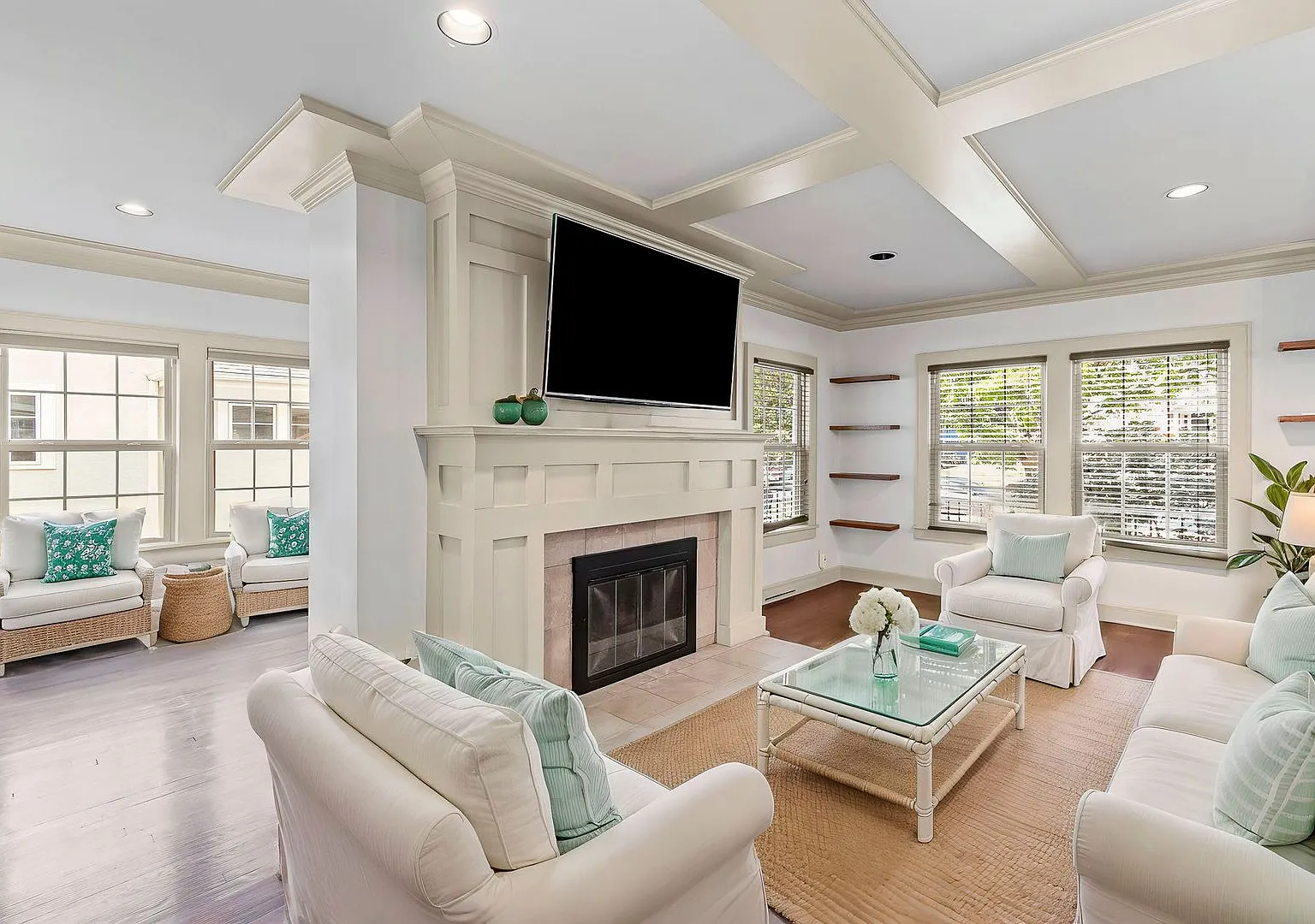 Wonderful Waldo Home! — Photo 2