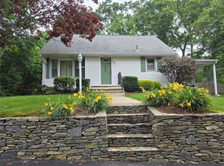 31 Julien St, Smithfield, RI 02917