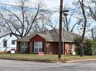 913 Bell St, Fredericksburg, TX 78624