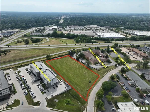 0 Golden Valley Dr, Bettendorf, IA 52722