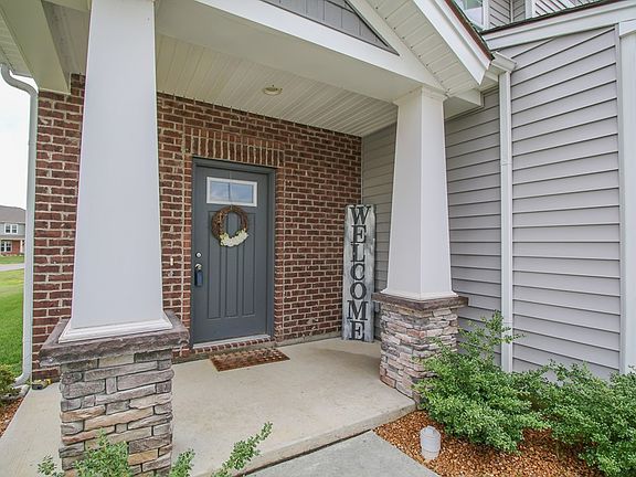 3rd image of 2652 Dellwood Valley Ln