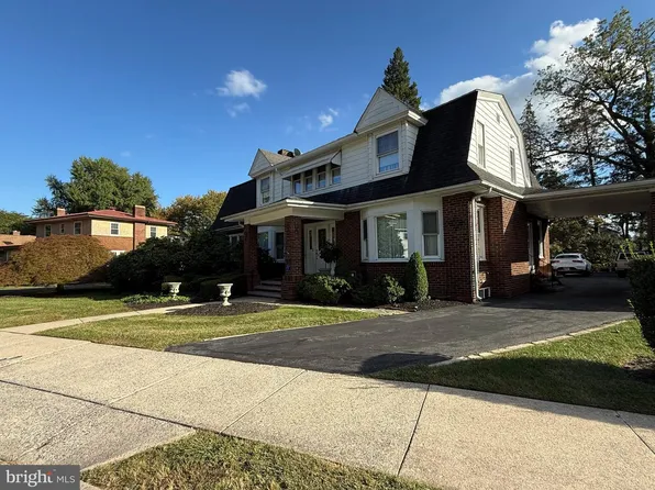 24 Upland Rd, Reading, PA 19609