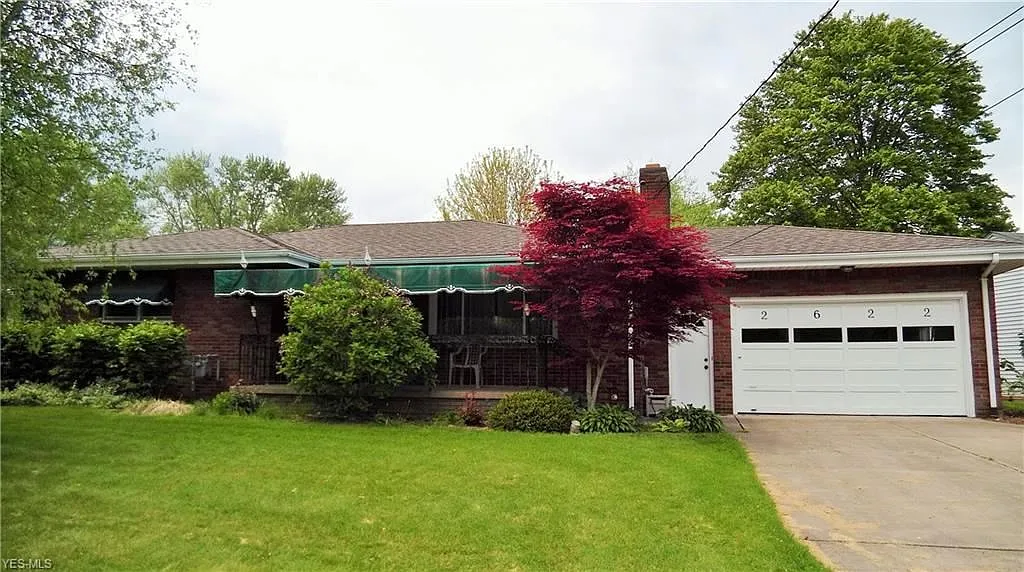 2622 Christine Ln photo 1