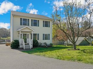 145 N Taylor Ave, Norwalk, CT 06854