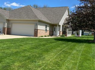 930 N Lima St, Mount Zion, IL