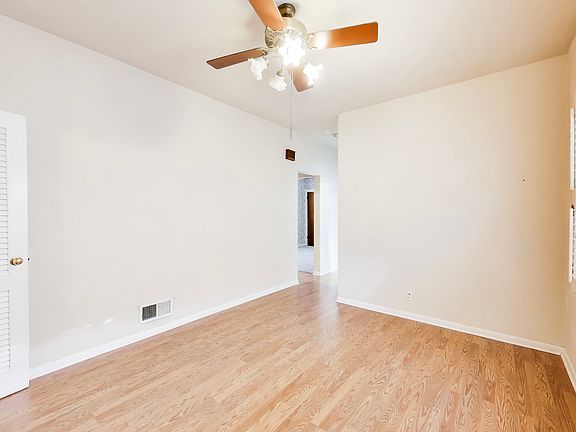 4th image of 6516 N Nordica Ave