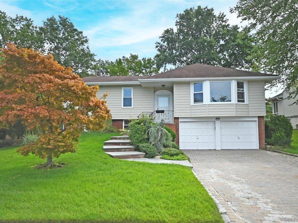 19 Carriage Rd