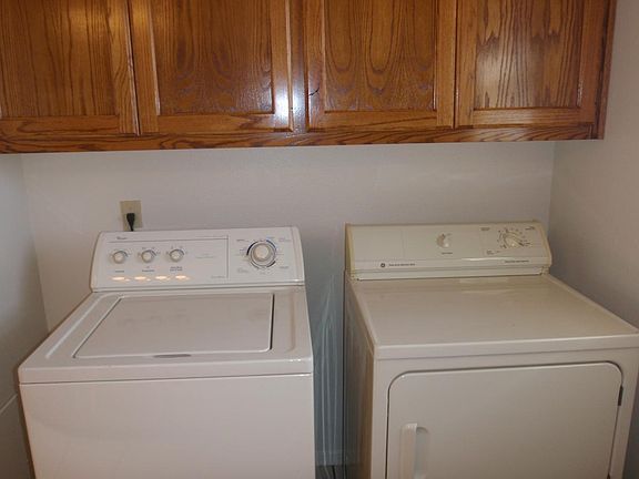 Washer & Dryer in Unit