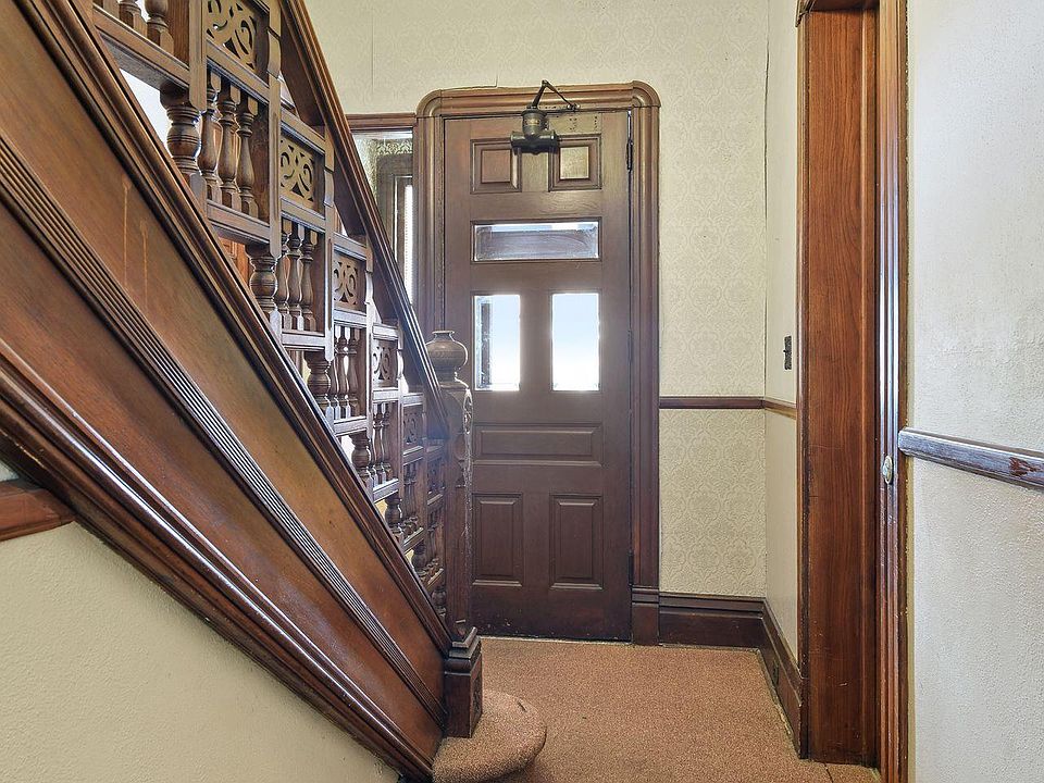 Entry foyer