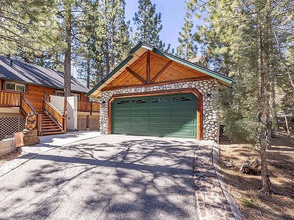 2nd image of 42779 Castlewood Rd