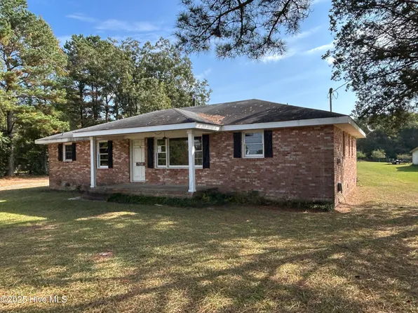 7511 Bakertown Road, Elm City, NC 27822