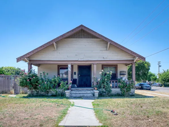501 N St, Sanger, CA 93657