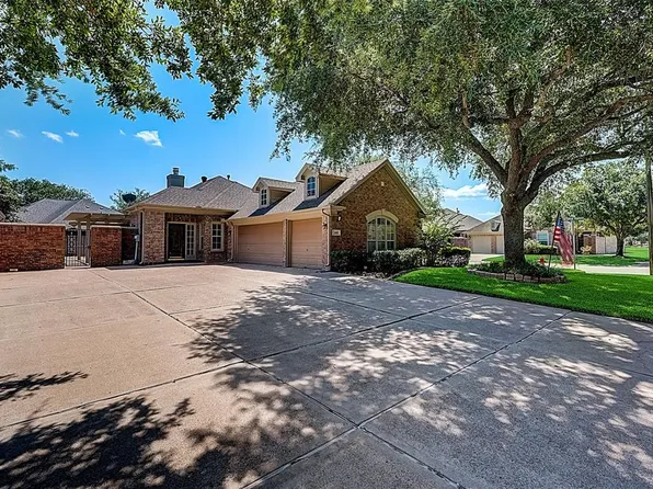 2419 Thorndon Park Court, League City, TX 77573