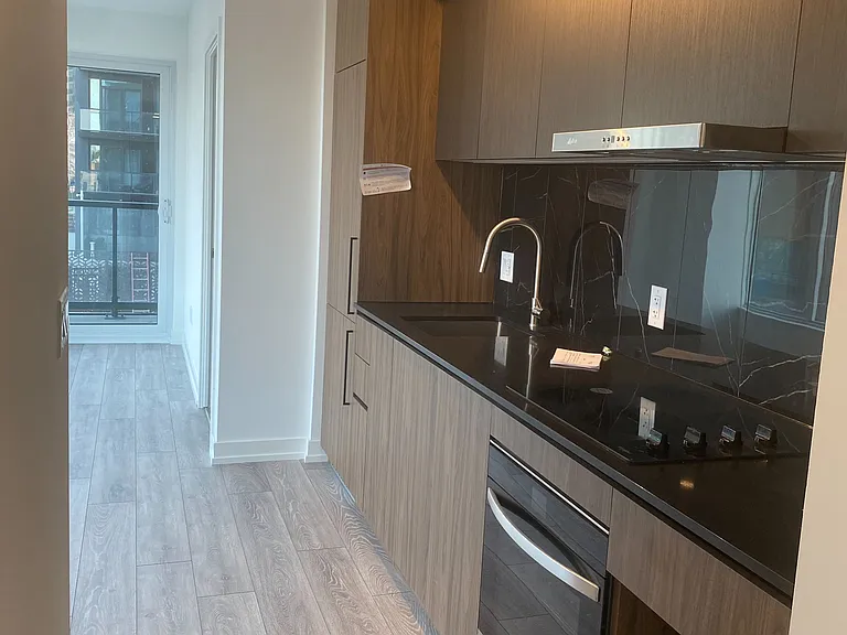 1100 Sheppard Ave N #231 — Photo 6
