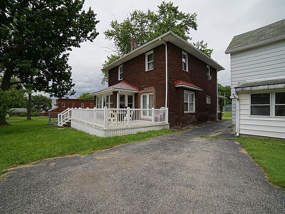 4th image of 537 Tenney Ave