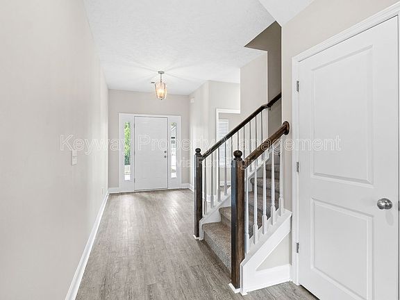 3rd image of 1260 Elias Sta