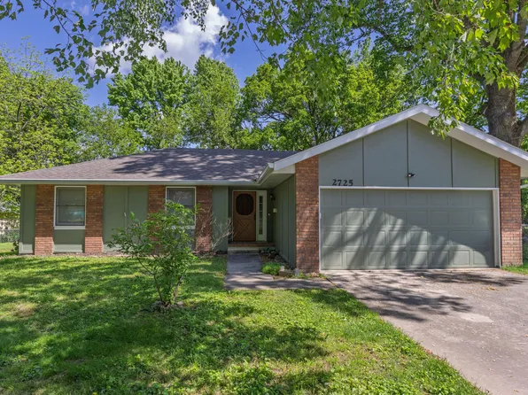 2725 E Lombard Street, Springfield, MO 65802