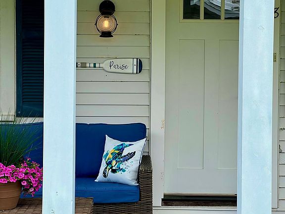 4th image of 38 Seabreeze Rd