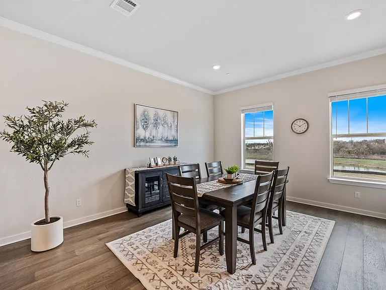 220 John Webster St — Photo 15