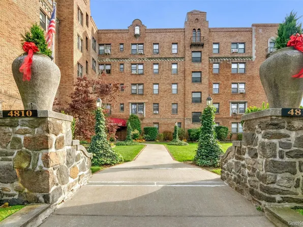 4810 Boston Post Road #2D, Pelham, NY 10803