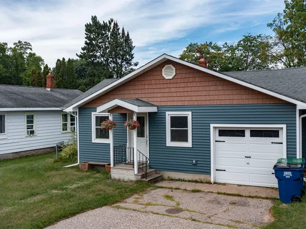 N2741 County Rd E, Waupaca, WI 54981