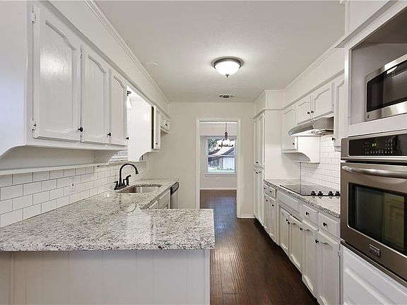 2nd image of 4409 Fiesta Cir