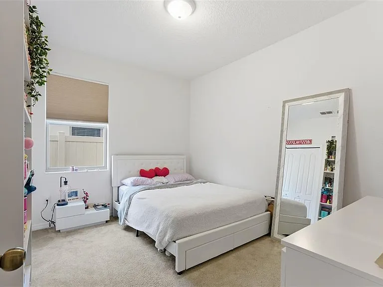 1840 Napoli Dr — Photo 38