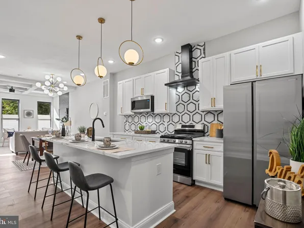 21 S Fulton Ave, Baltimore, MD 21223