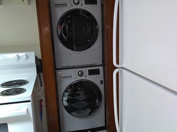 3rd image of 11 Groton Ave