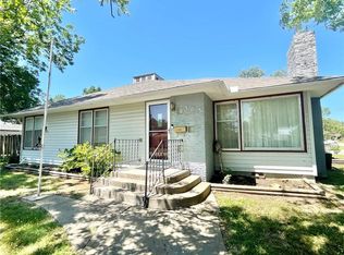 303 S Larson Ave, Chanute, KS 66720