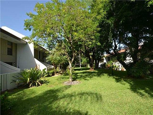 2nd image of 6041 Bayview Dr