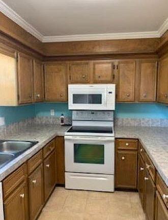 2nd image of 255 E Scenic Dr APT D