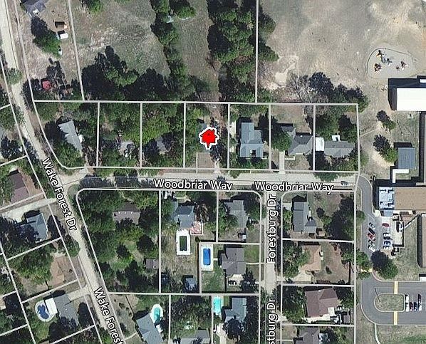 2nd image of 107 Woodbriar Way