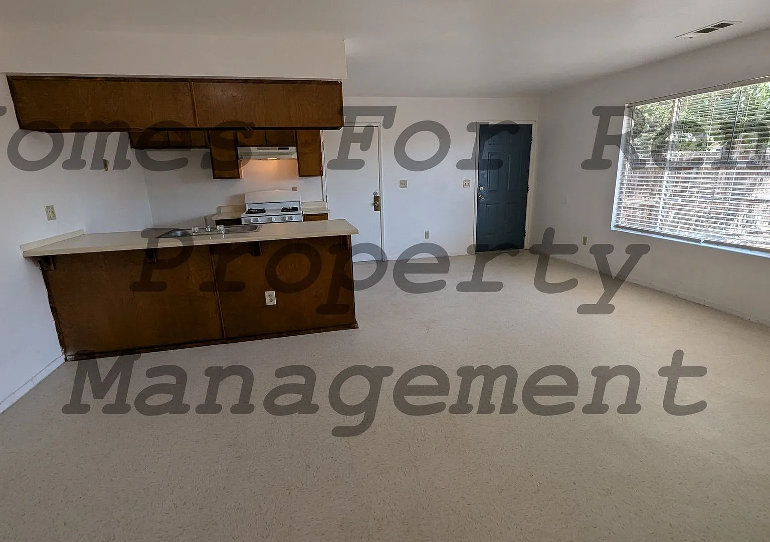 229 S. F St. — Photo 3