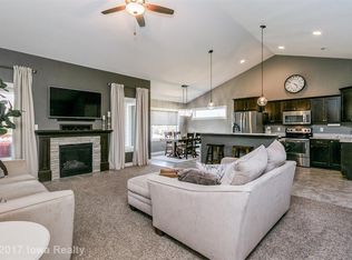 16551 Iltis Dr, Clive, IA 50325