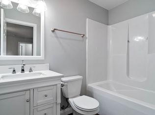 6899 Augusta Dr, Newburgh, IN 47630