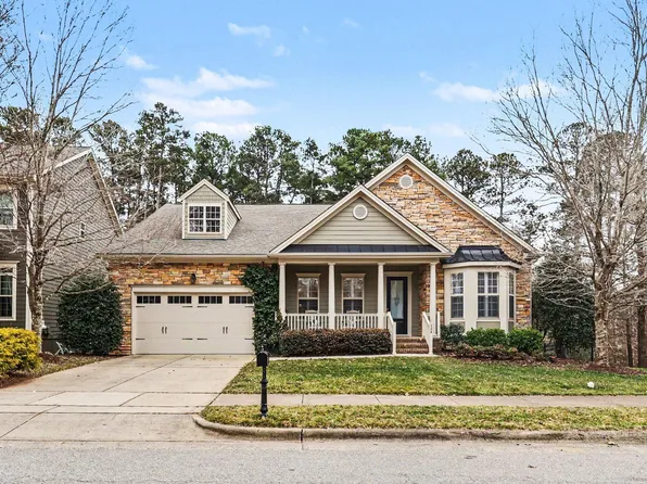 124 Briarfield Dr, Apex, NC 27502