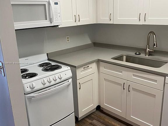 3rd image of 11420 Royal Palm Blvd #11420